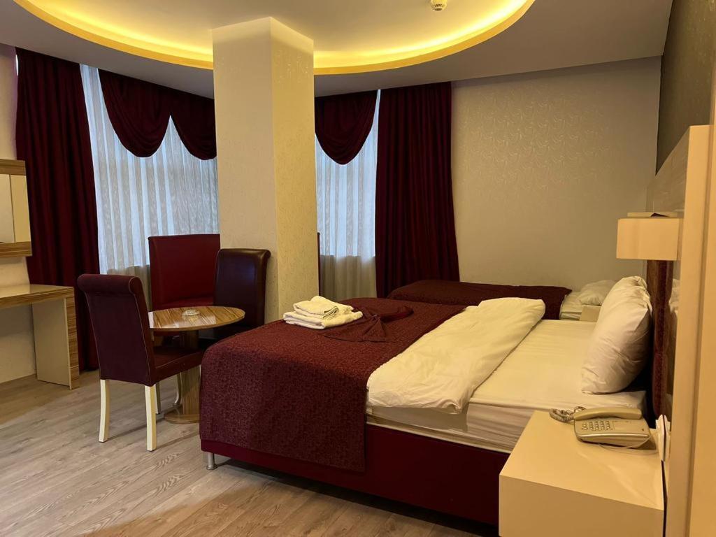 Grand Ezel Hotel Мерсин Экстерьер фото