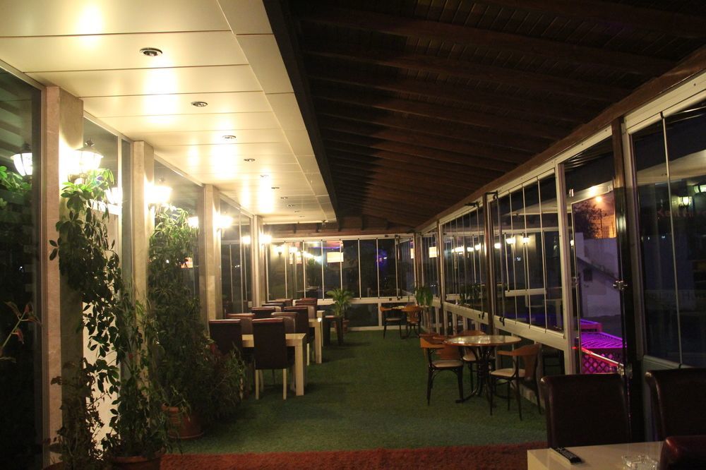 Grand Ezel Hotel Мерсин Экстерьер фото